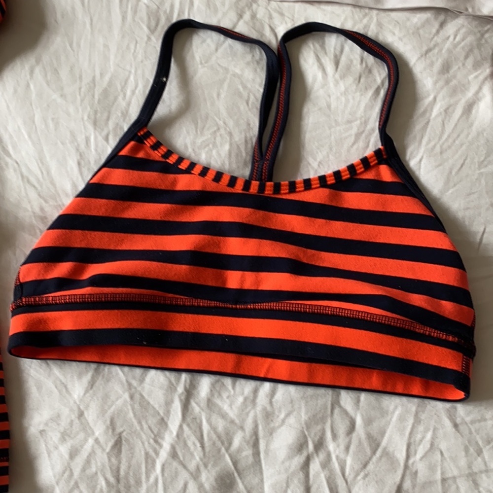 Sports tops - Picture 3 of 7